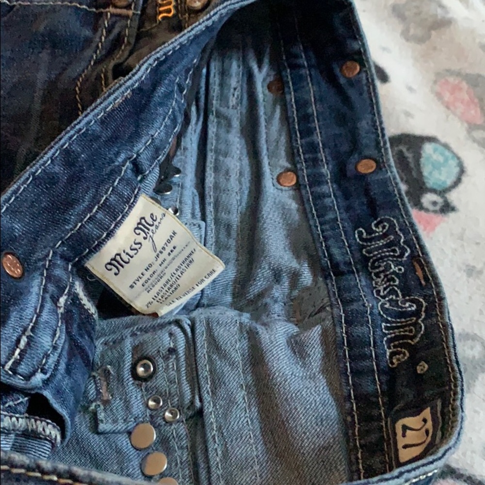 Miss Me Jeans - Picture 4 of 7